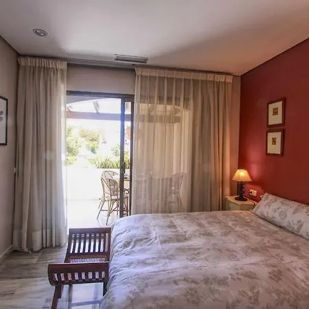 1081 - Golden Jacuzzi Appartement