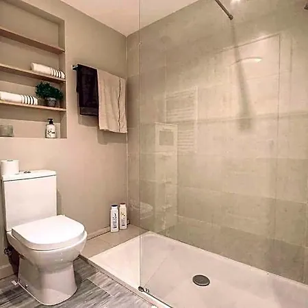 Apartment 1081 - Golden Jacuzzi *