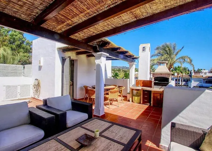 1081 - Golden Jacuzzi Apartmán Marbella