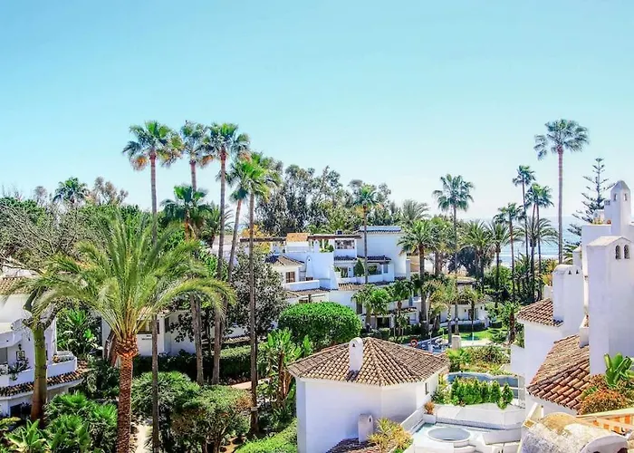 1081 - Golden Jacuzzi * Marbella